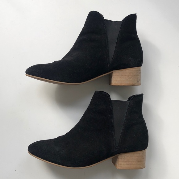 wide width black suede boots